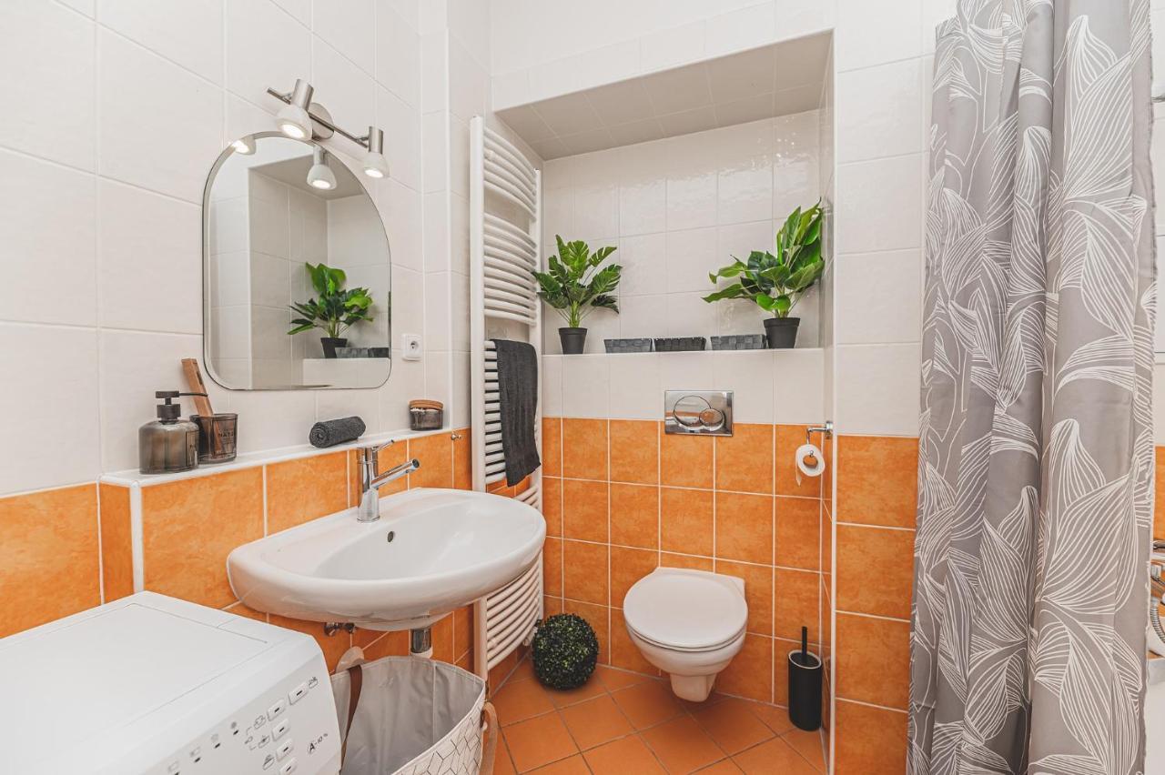 °°°Carolina'S Modern Apartment °°° Hradec Kralove Luaran gambar