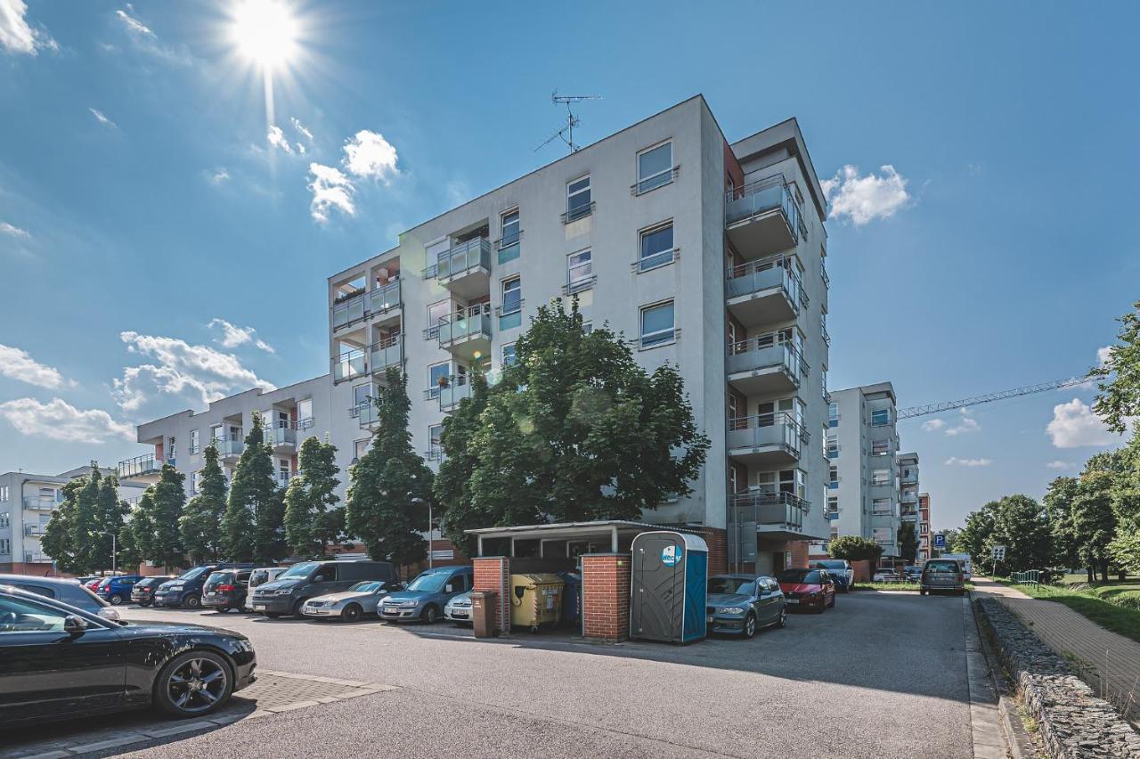 °°°Carolina'S Modern Apartment °°° Hradec Kralove Luaran gambar